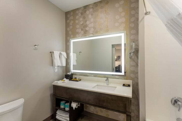 Room 29 of 45