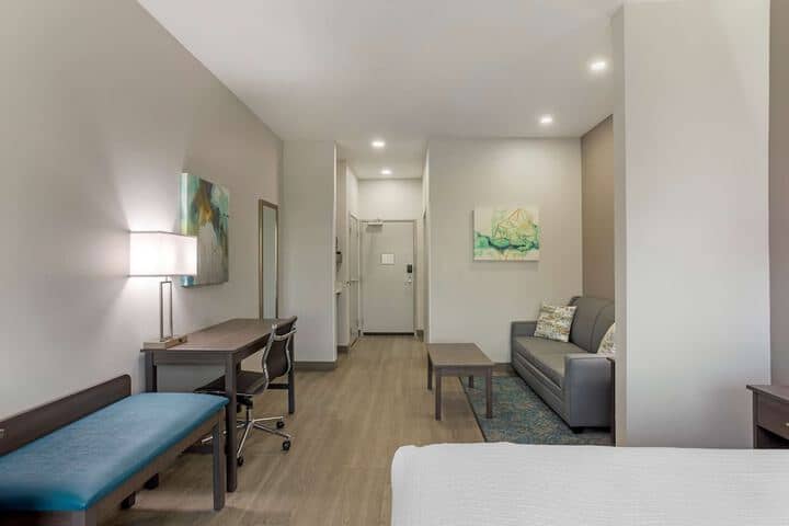 Room 20 of 45