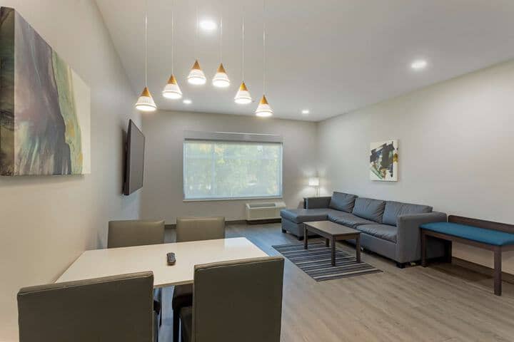 Room 7 of 45